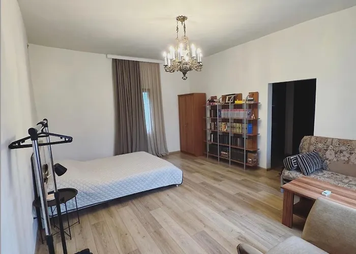 Apartment In The City Center - Old Batumi
