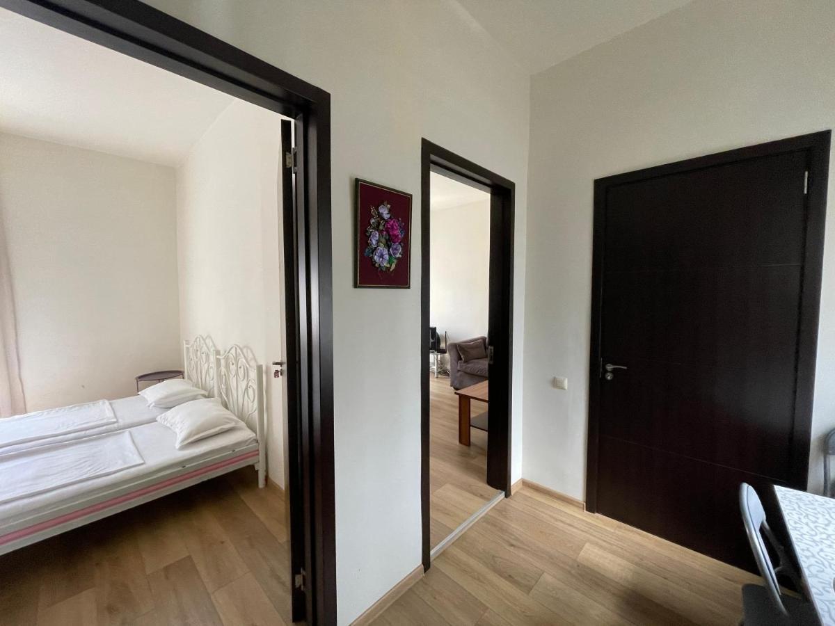 Apartment In The Center - Old