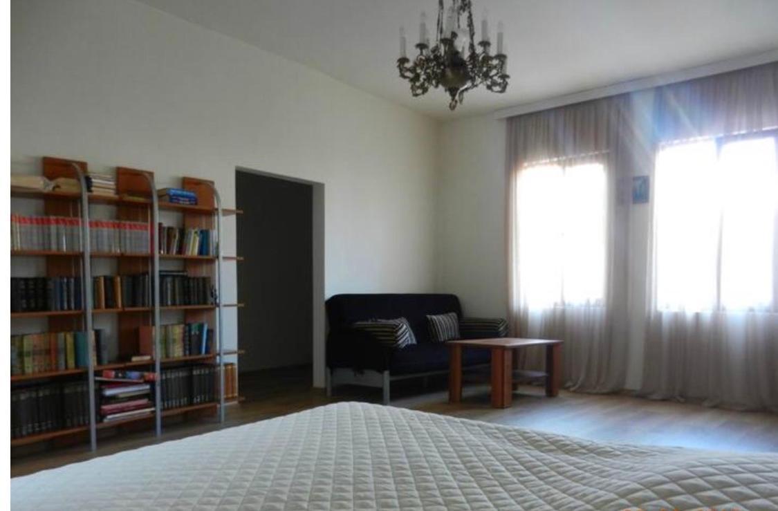 Apartment In The Center - Old Batumi